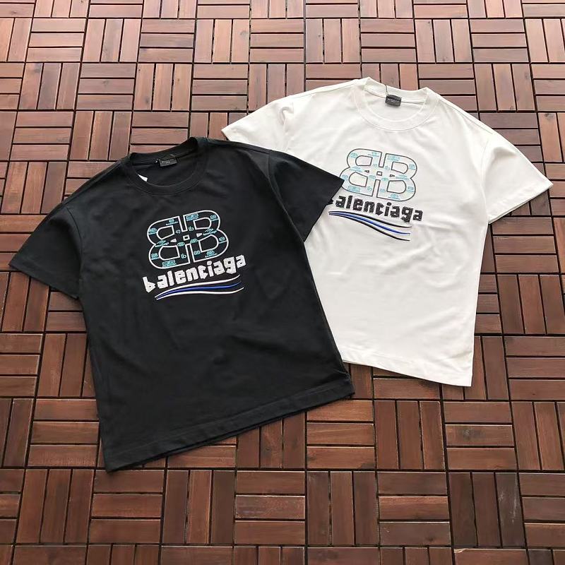 BALENCIAGA T-SHIRT 55071071 (im 185CM 70KG iwear size L in the photo)