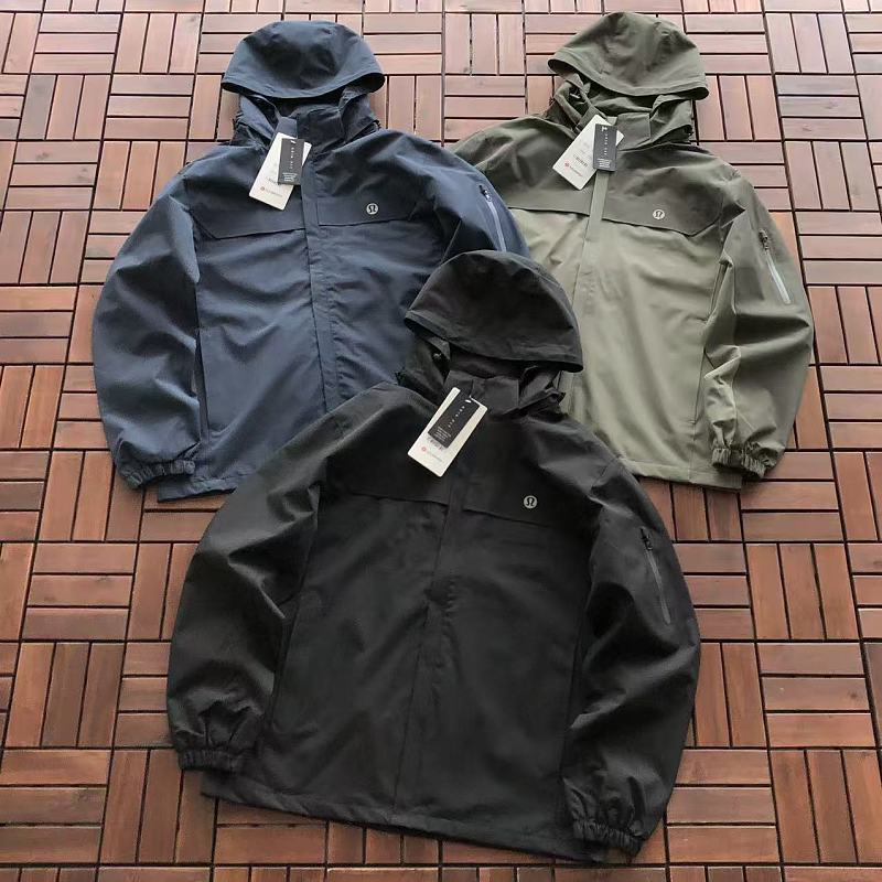 LULULEMON JACKET 66071517 (im 180CM 68KG iwear size 2XL in the photo)
