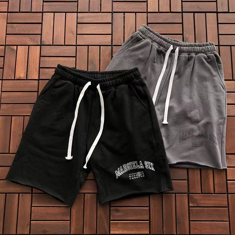 MAISON MARGIELA SHORTS 33101355 (im 180CM 68KG iwear size 46 in the photo)
