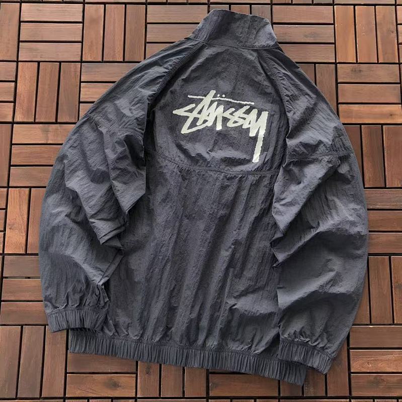 NIKE& STUSSY JACKET 66031317 (im 180CM 68KG iwear size M in the photo)