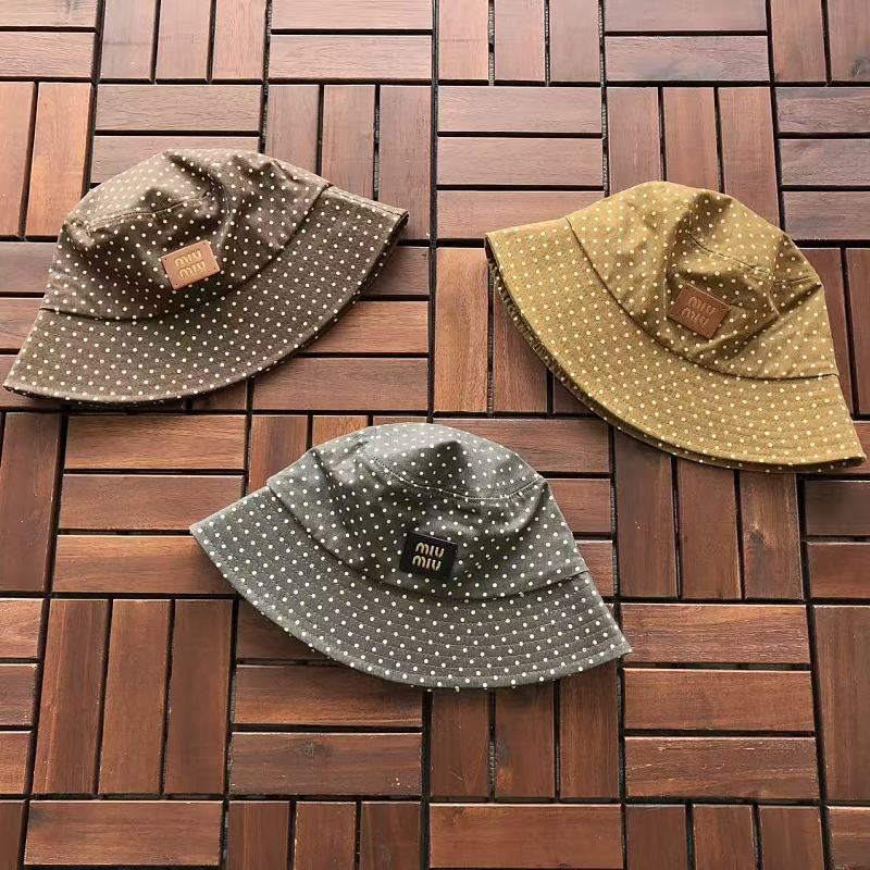 MIU MIU CAP 77052476