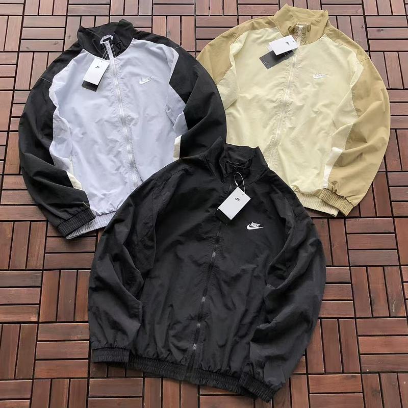 NIKE JACKET 66052013 (im 185CM 80KG iwear size M in the photo)
