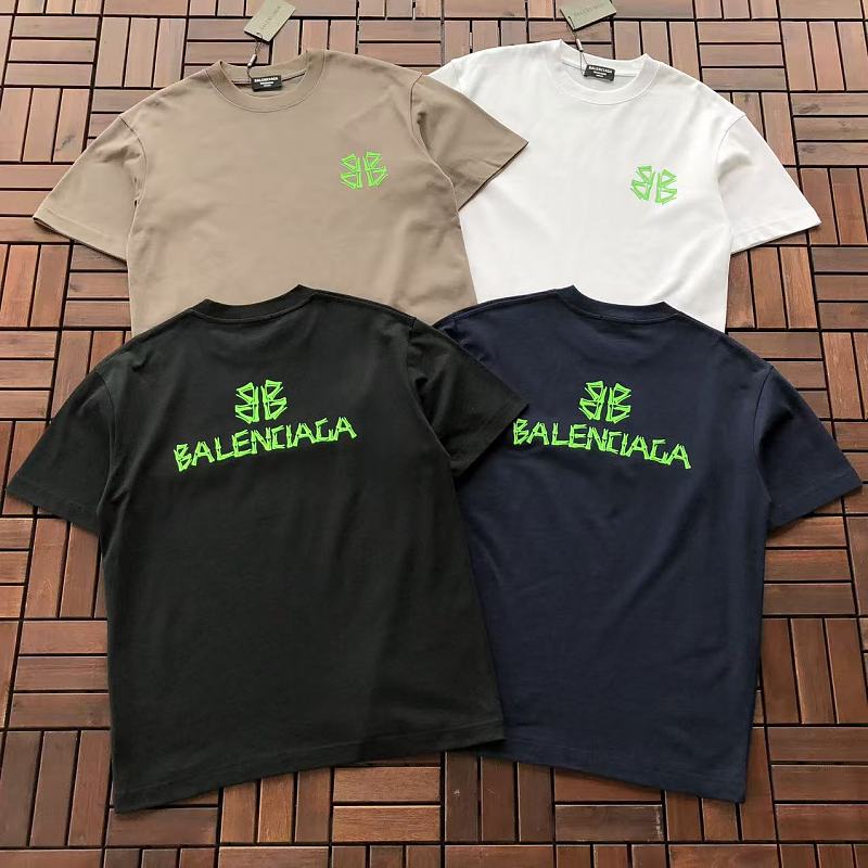 BALENCIAGA T-SHIRT 55071542 (im 185CM 80KG iwear size M in the photo)