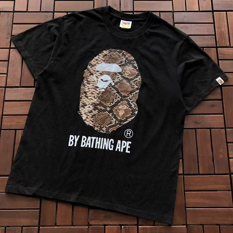BAPE T-SHIRT 66072214 (im 185CM 70KG iwear size M in the photo)