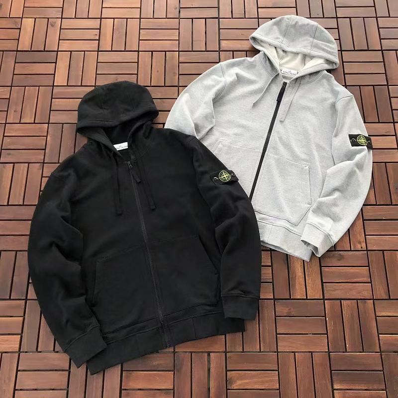STONE ISLAND HOODIE 66020801 (im 180CM 68KG iwear size L in the photo)