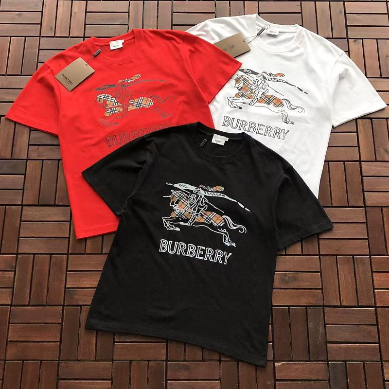 BURBERRY T-SHIRT 77051906 (im 185CM 70KG iwear size M in the photo)