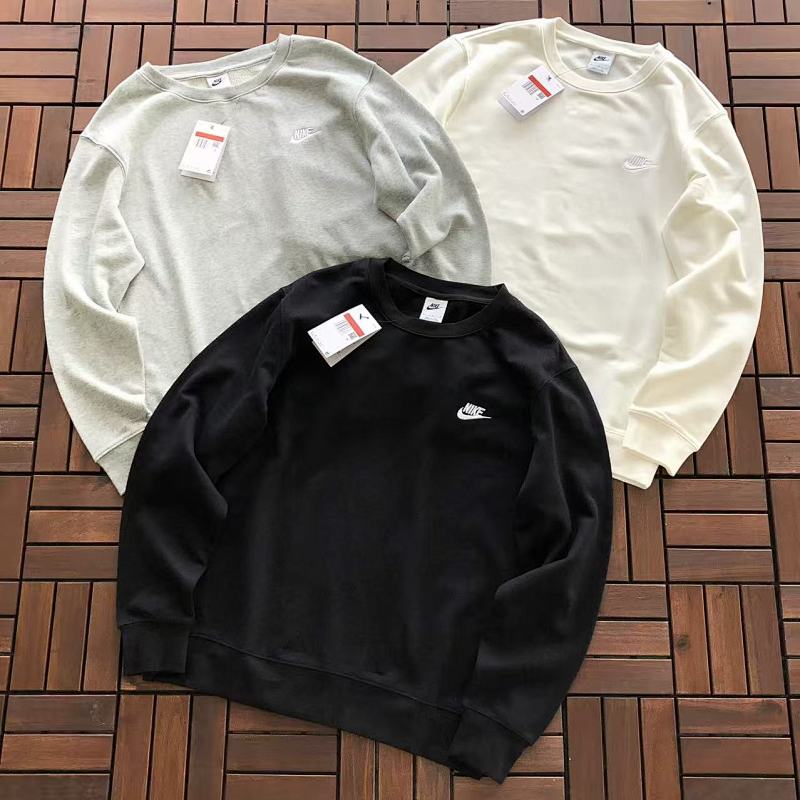 NIKE SWEATER 55020538 (im 185CM 80KG iwear size L in the photo)