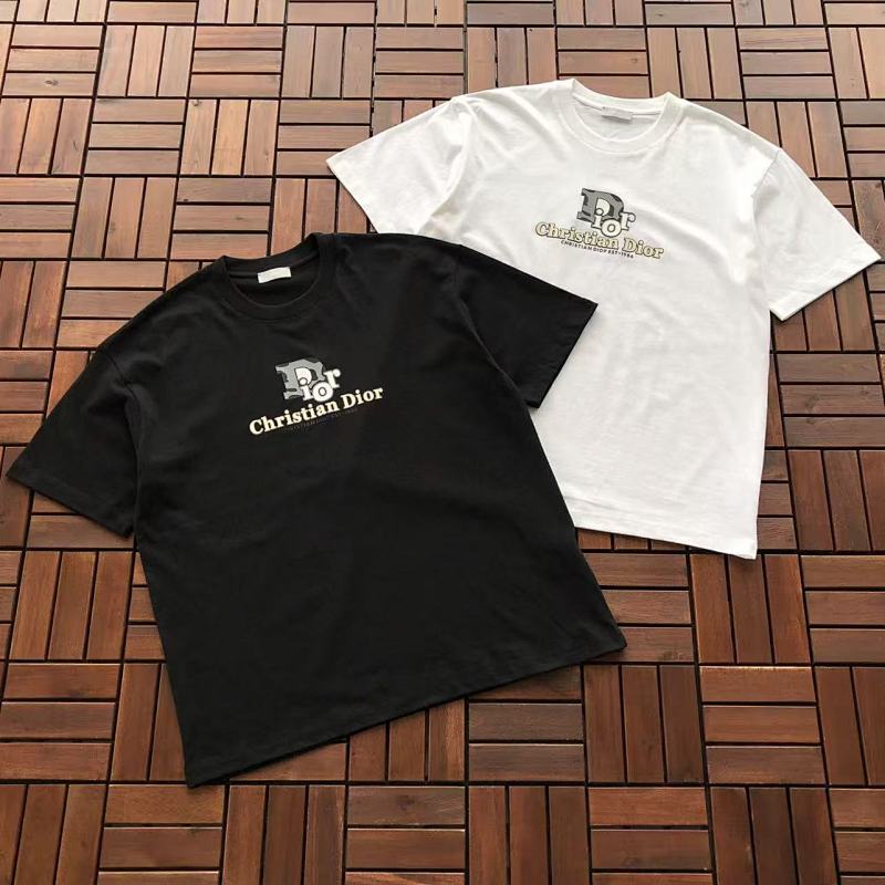 DIOR T-SHIRT 77030236 (im 176CM 58KG iwear size S in the photo)