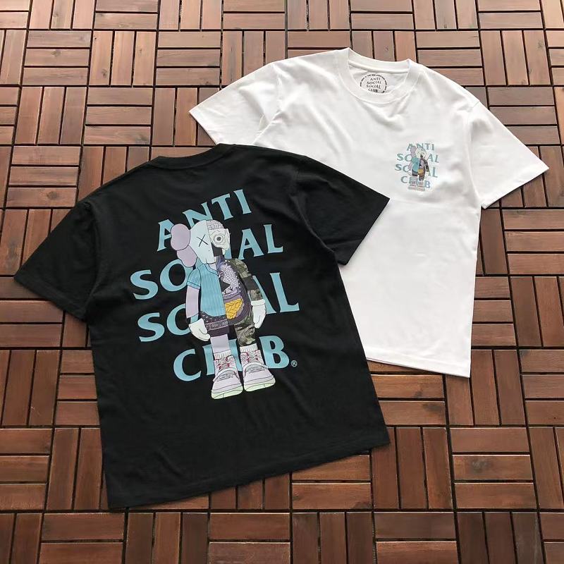 ANTI SOCIAL SOCIAL CLUB T-SHIRT 55041606 (im 185CM 70KG iwear size M in the photo)
