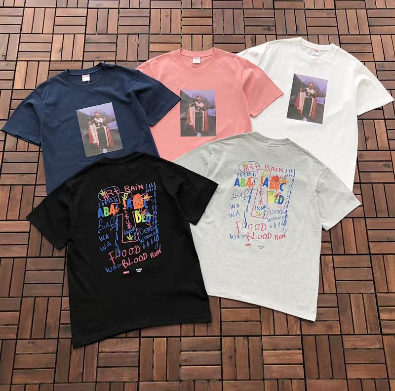 SUPREME T-SHIRT 66030715 (im 185CM 80KG iwear size M in the photo)