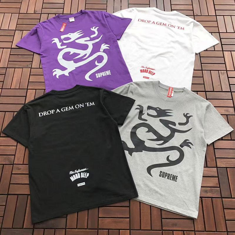SUPREME T-SHIRT 55022728 (im 176CM 58KG iwear size M in the photo)