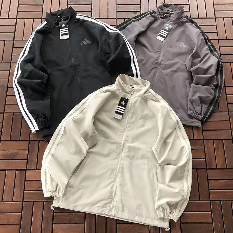 ADIDAS JACKET 66042430 (im 185CM 80KG iwear size M in the photo)