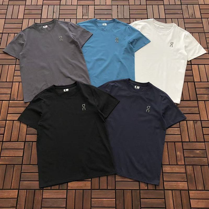 ON RUNNING T-SHIRT 66010811(im 185CM 80KG iwear size XL in the photo)
