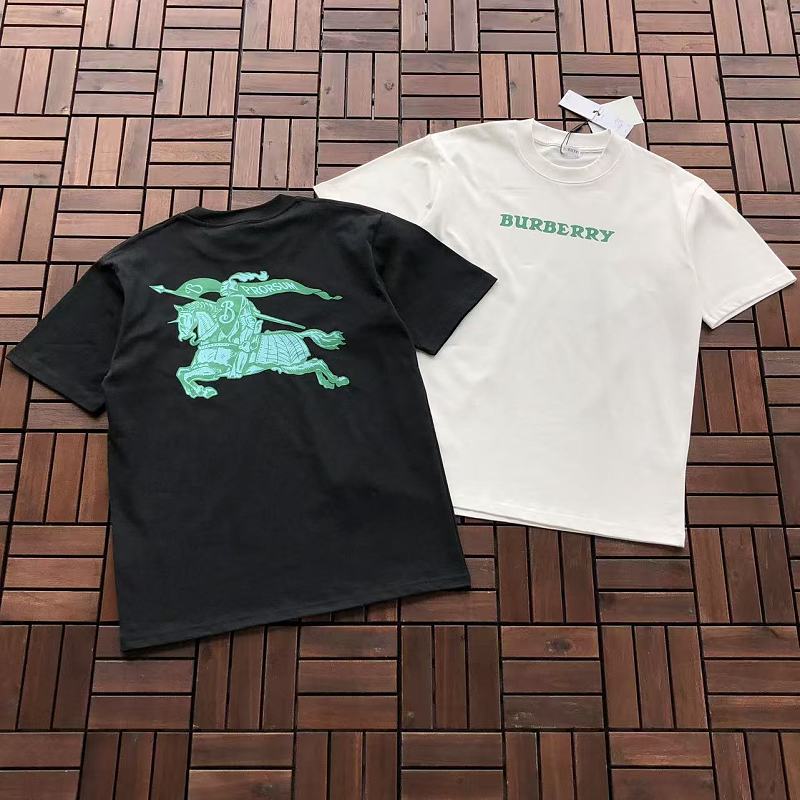 BURBERRY T-SHIRT 55060840 (im 185CM 80KG iwear size M in the photo)