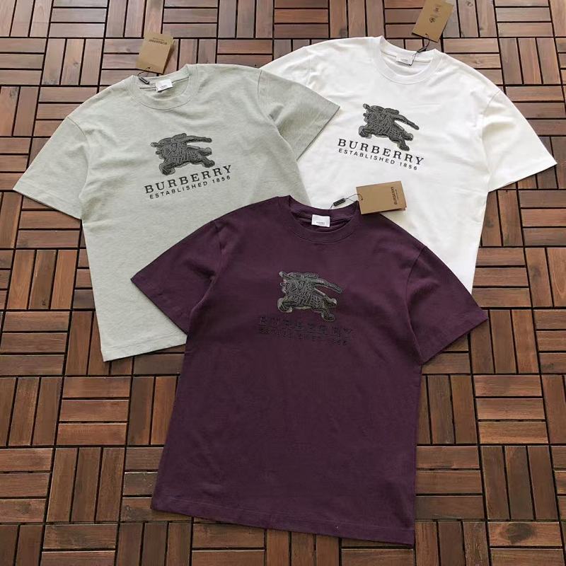 BURBERRY T-SHIRT 77031242 (im 185CM 70KG iwear size M in the photo)