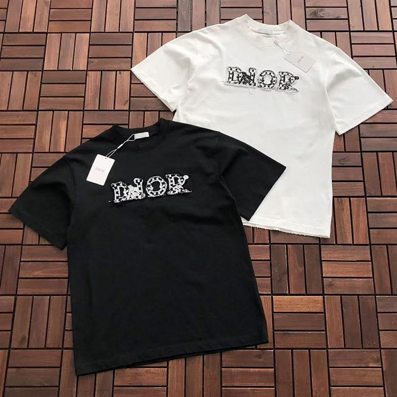 DIOR T-SHIRT 77012649 (im 176CM 58KG iwear size L in the photo)