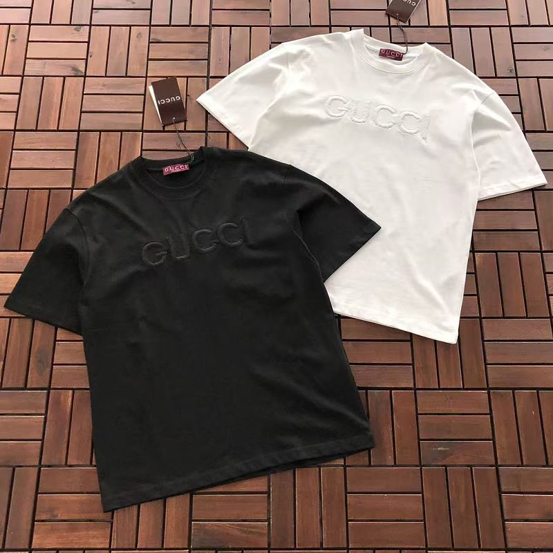 GUCCI T-SHIRT 66042231 (im 176CM 58KG iwear size S in the photo)