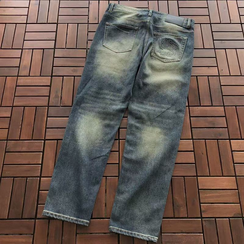 BURBERRY JEANS 66070562 (im 185CM 70KG iwear size 34 in the photo)