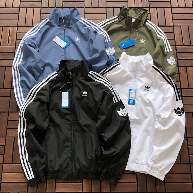 ADIDAS JACKET 22091420 (im 180CM 68KG iwear size M in the photo）