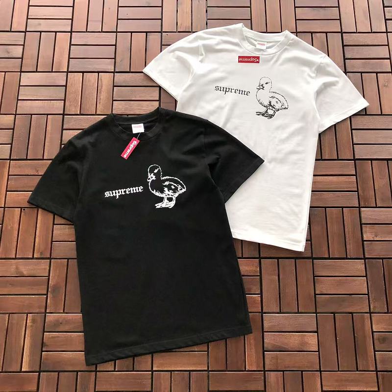 SUPREME T-SHIRT 88061704 (im 185CM 70KG iwear size S in the photo)