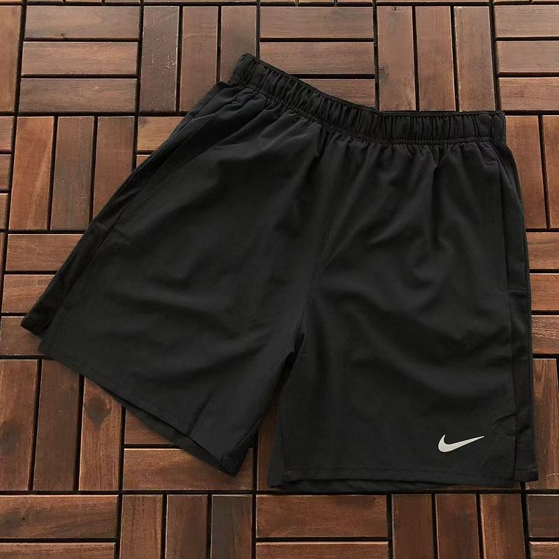 NIKE SHORTS 88050506 (im 185CM 70KG iwear size L in the photo)