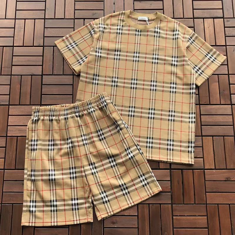 TOP PANTS BURBERRY T-SHIRT SHORTS 55050547 (im 185CM 80KG iwear size XL in the photo)