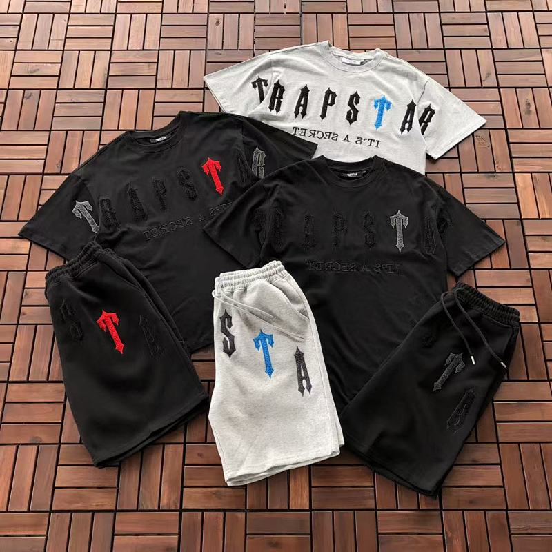 TOP PANTS TRAPSTAR T-SHIRT SHORTS33102902 (im 170CM 60KG iwear size M in the photo)