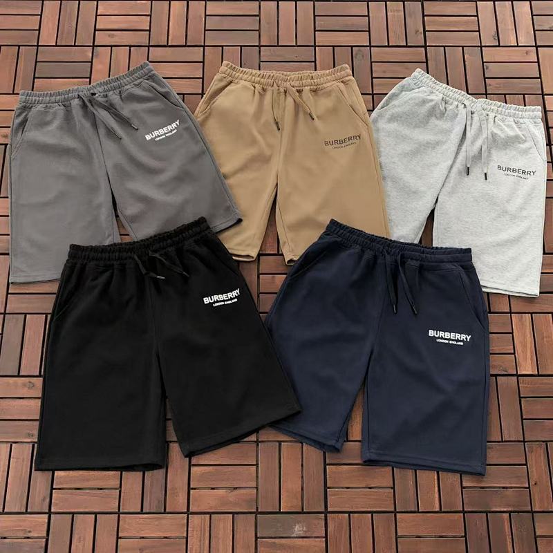 BURBERRY SHORTS 66020209 (im 185CM 80KG iwear size 2XL in the photo)
