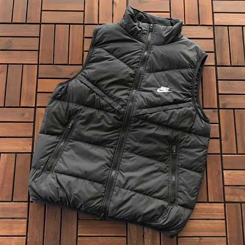 NIKE DOWN VEST 11112197 (im 176CM 58KG iwear size L in the photo)