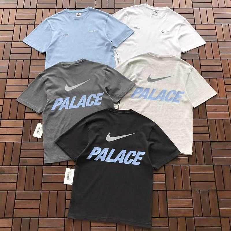🔥husky-reps1: PALACE&NIKE T-SHIRT (im 180CM 68KG iwear size S in the photo)