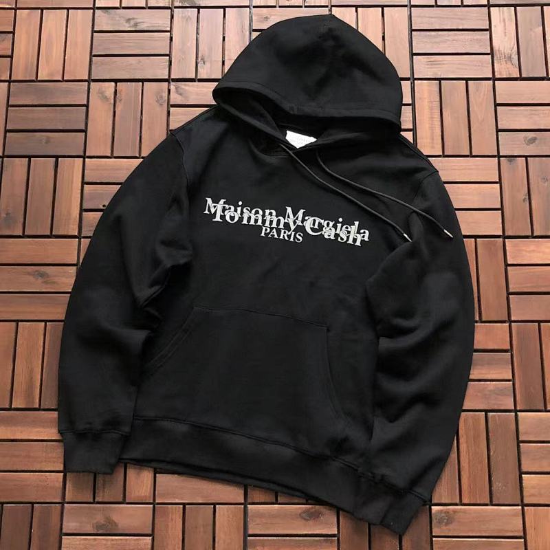 MAISON MARGIELA HOODIE 33101358 (im 180CM 68KG iwear size 46 in the photo)