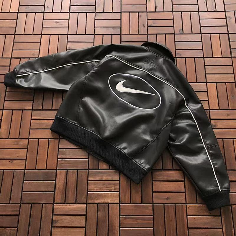 NIKE& SUPREME JACKET 44112702 (im 176CM 58KG iwear size S in the photo)