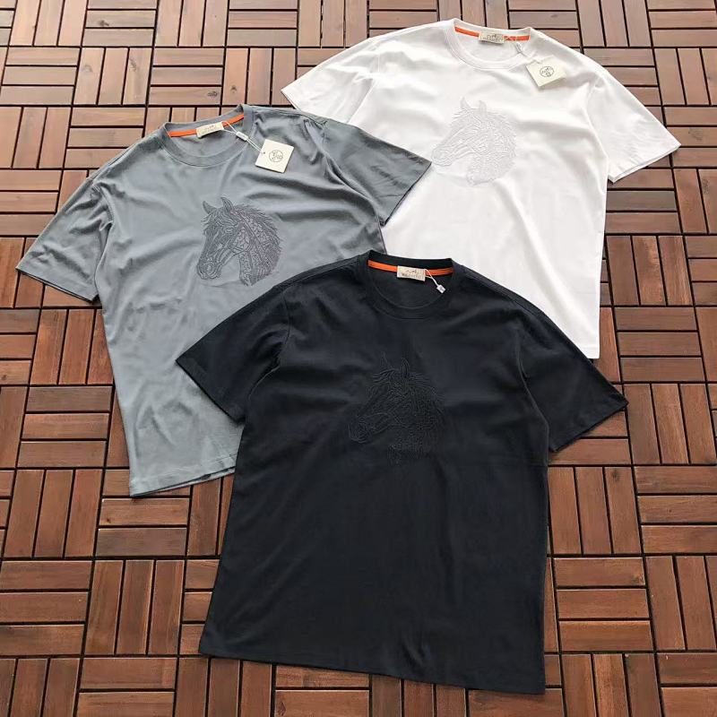HERMES T-SHIRT 66033133 (im 176CM 58KG iwear size XL in the photo)