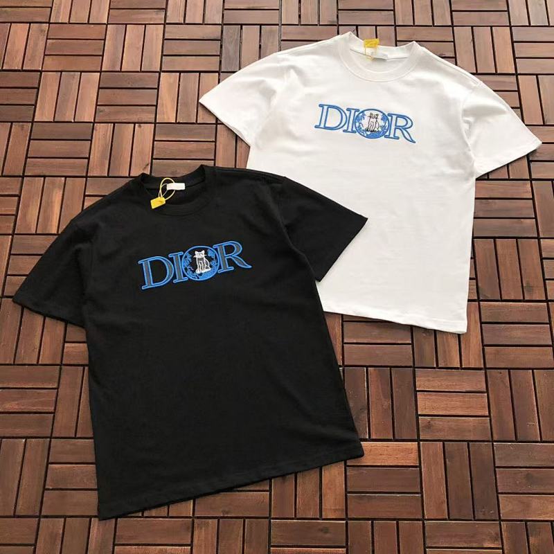 DIOR T-SHIRT 77012934 (im 180CM 68KG iwear size M in the photo)
