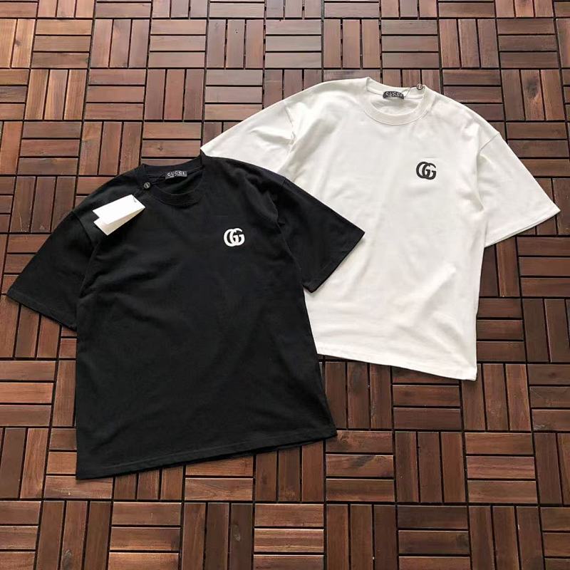 GUCCI T-SHIRT 55012027 (im 176CM 58KG iwear size M in the photo)