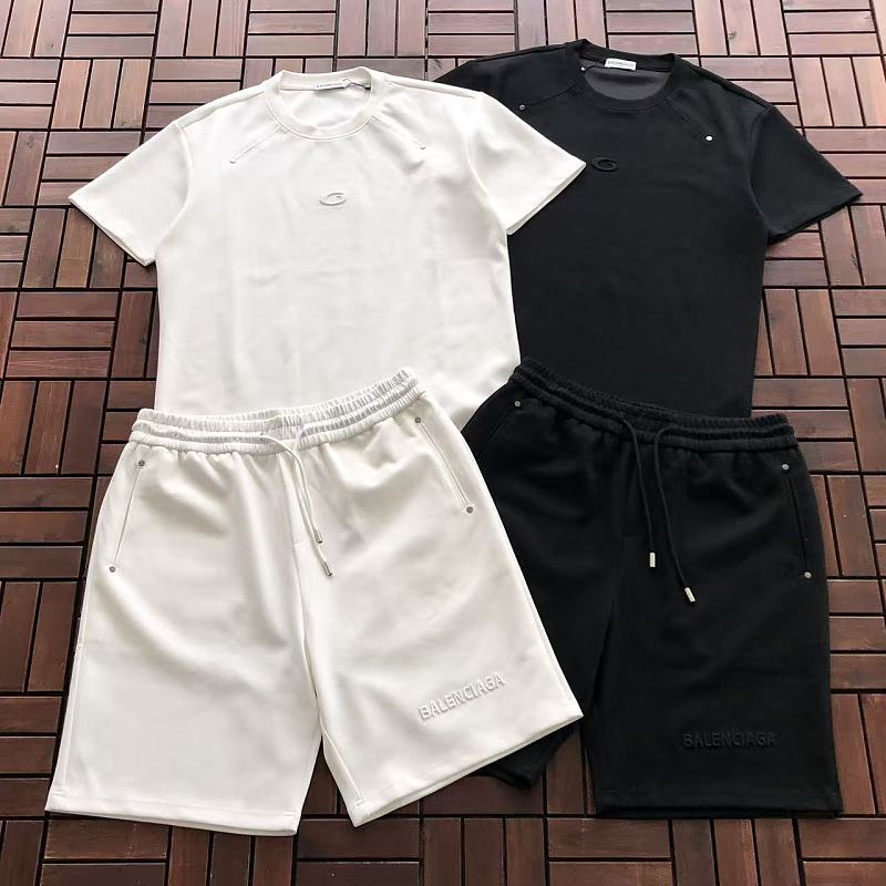 BALENCIAGA T-SHIRT SHORTS 55071077 (im 185CM 70KG iwear size L in the photo)
