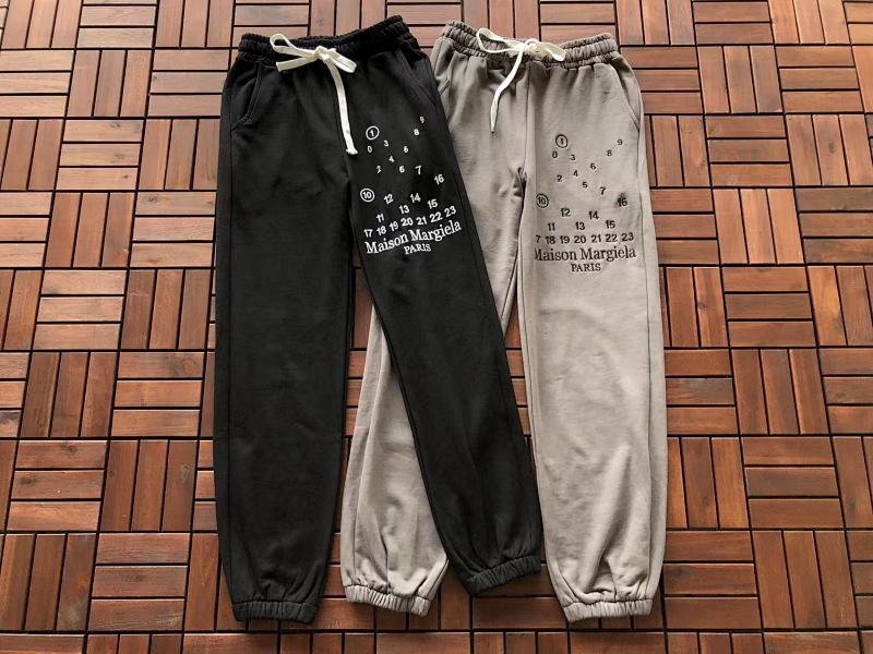 MAISON MARGIELA TROUSERS 22010115