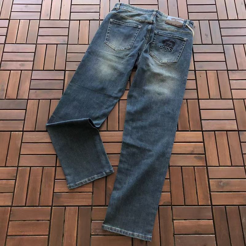 GUCCI JEANS 66070283 (im 185CM 70KG iwear size 33 in the photo)