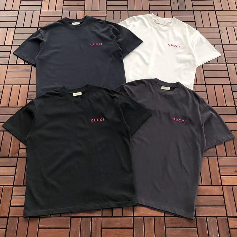 GUCCI T-SHIRT 88072923 (im 185CM 80KG iwear size S in the photo)