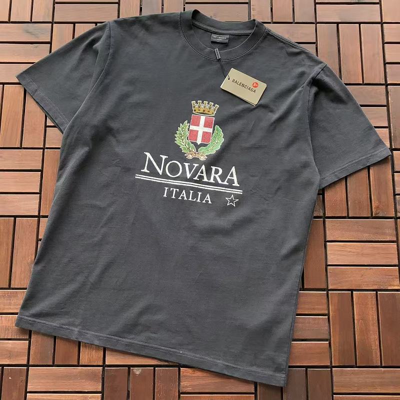 BALENCIAGA T-SHIRT 77042199 (im 185CM 80KG iwear size S in the photo)