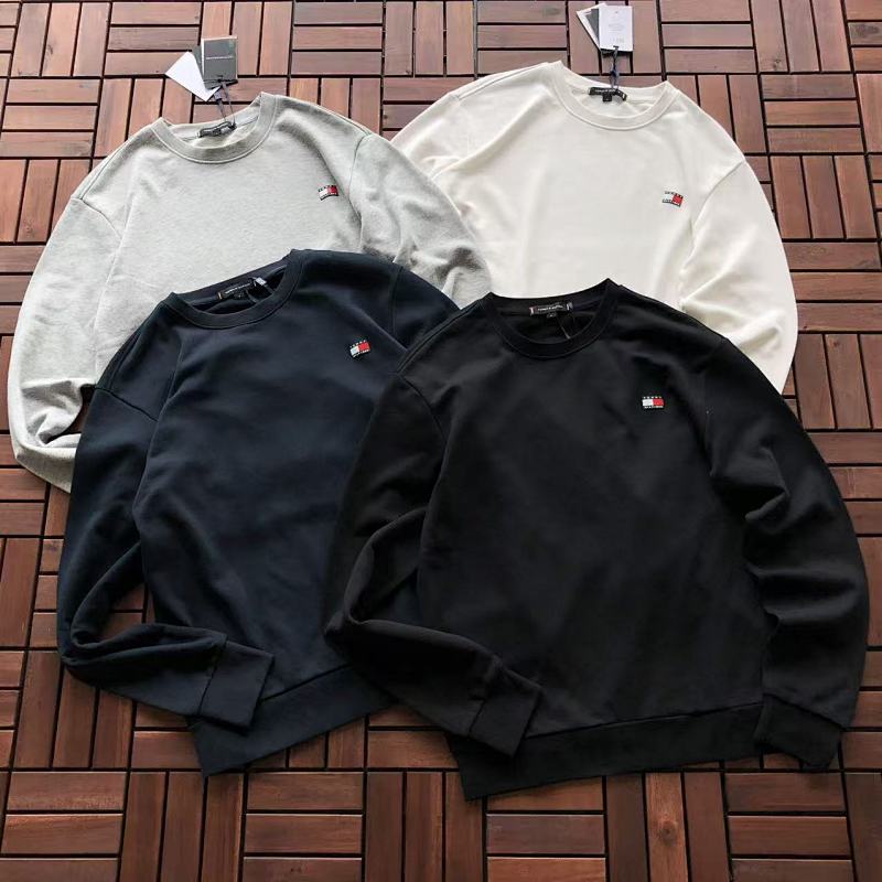 T 🔥🔥🔥 H🔥🔥🔥R SWEATER 22082408 (im 180CM 68KG iwear size L in the photo）