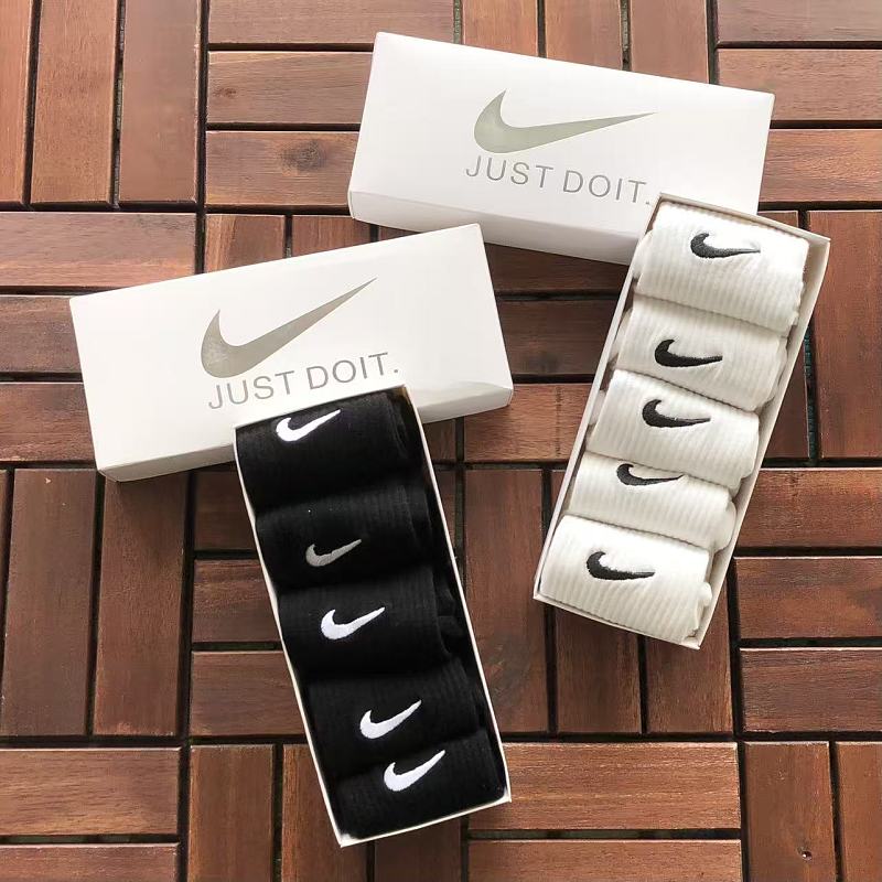 NIKE SOCKS 66051362