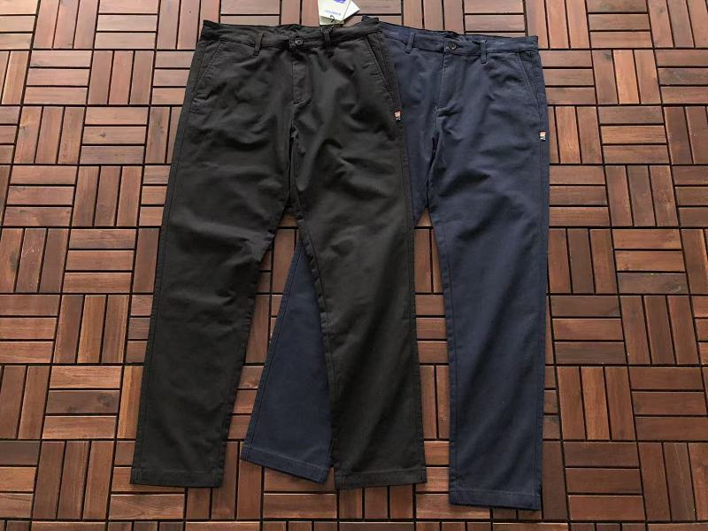 BURBERRY TROUSERS 22101960 (im 180CM 68KG iwear size 52 in the photo)