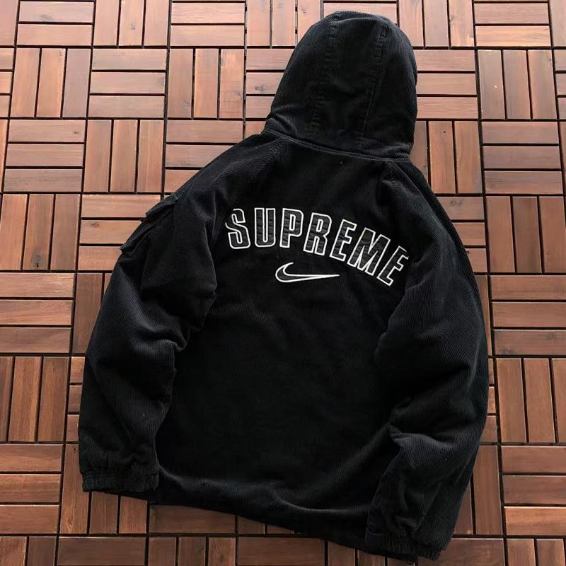 NIKE& SUPREME COTTON JACKET 44121208 (im 176CM 58KG iwear size M in the photo)