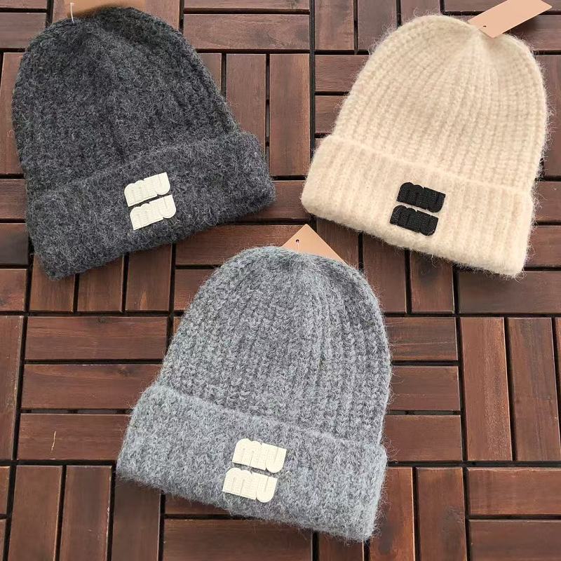 MIU MIU CAP 77080335