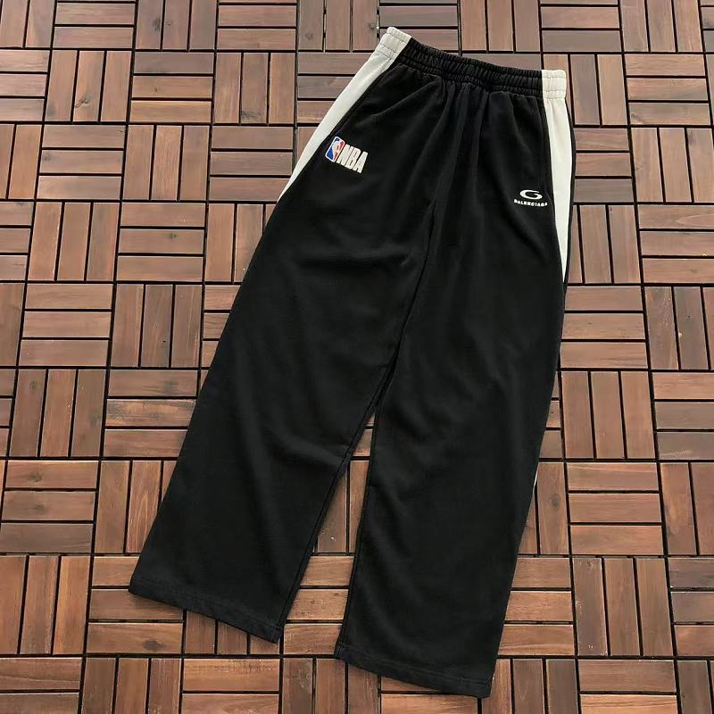 BALENCIAGA & NBA TROUSERS 66051348 (im 185CM 80KG iwear size 2 in the photo)