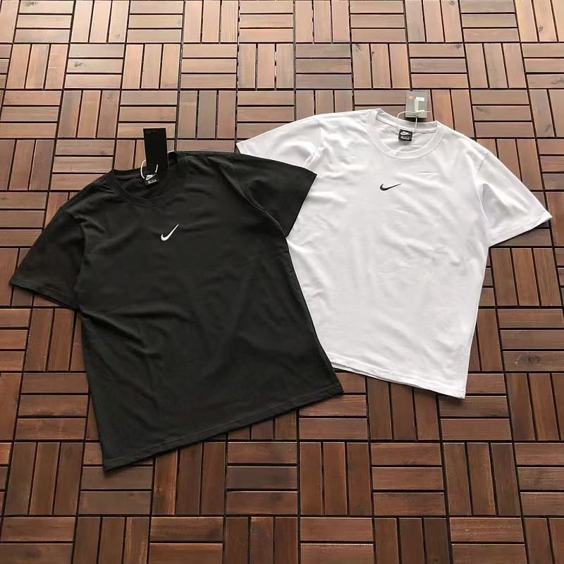 NIKE T-SHIRT 77030530 (im 185CM 70KG iwear size M in the photo)