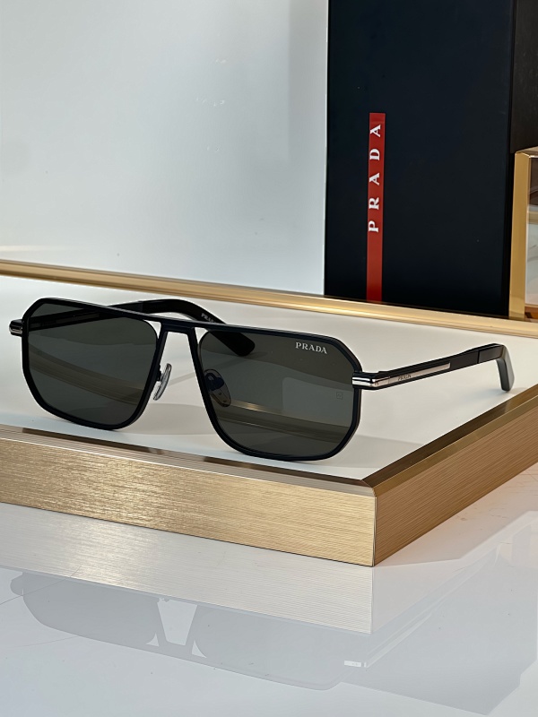 PRADA SUNGLASSES 11122382