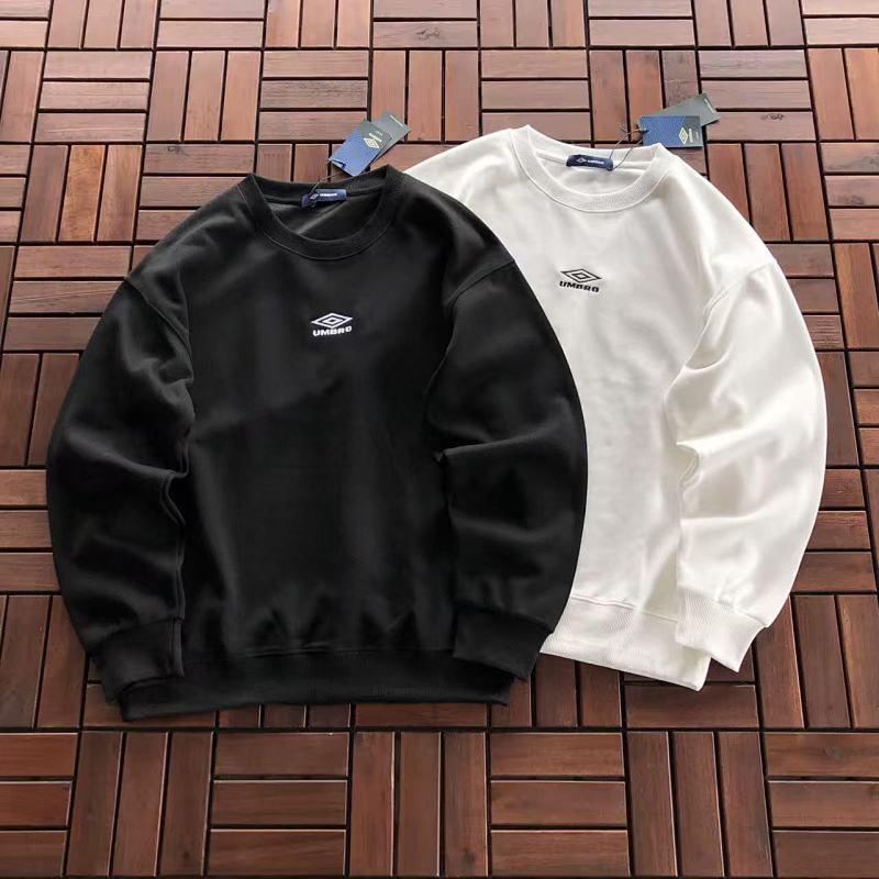 UMBRO SWEATER 22101704 (im 180CM 68KG iwear size L in the photo)