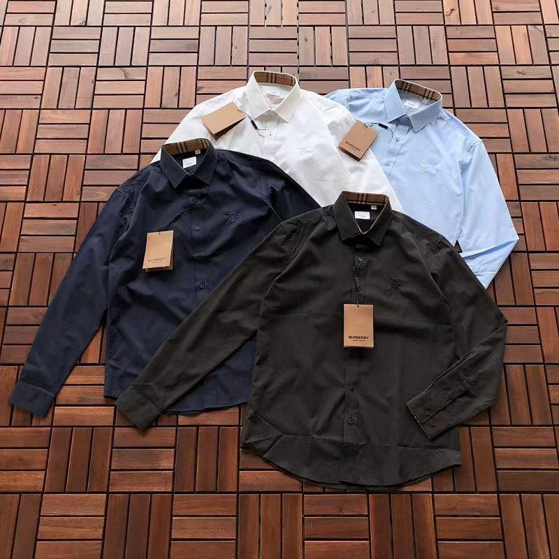 BURBERRY LONG-SLEEVE 22091658 (im 180CM 68KG iwear size M in the photo）